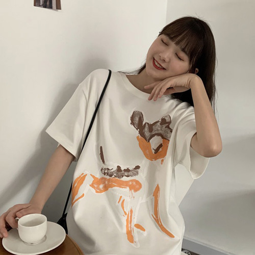 루즈핏 꽃사슴 프린팅 티셔츠